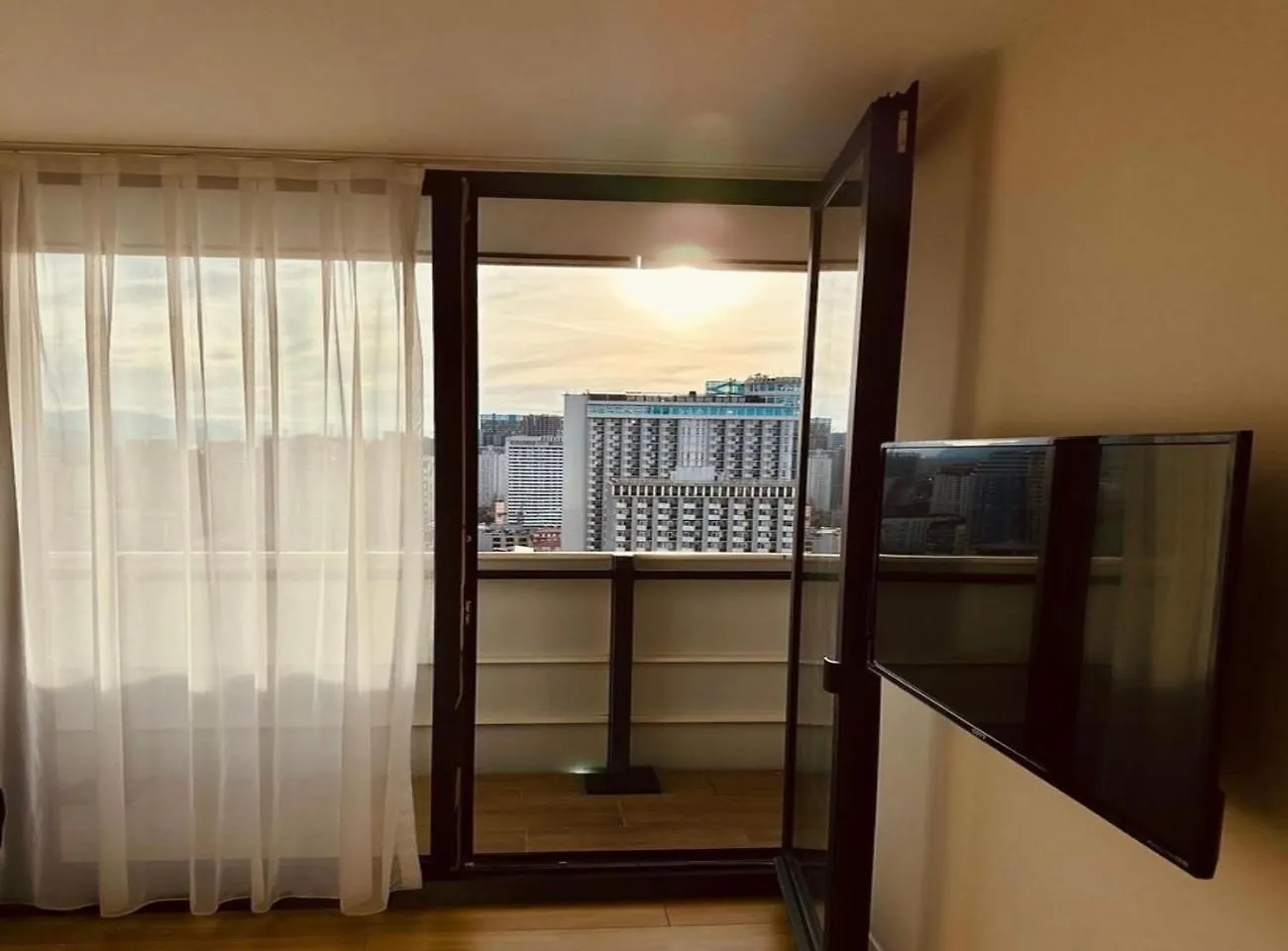 Batumi Orbi City Sea View 0*,  格鲁吉亚
